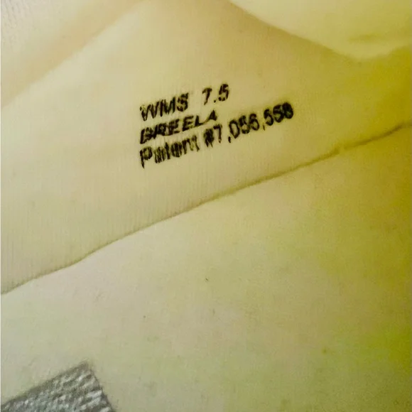 NWOT Womens DV by Dolce Vita White Black Beige Athletic Sneakers size 7.5 - Picture 7 of 7